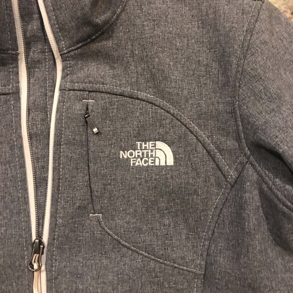 Notthface Apex Softshell Jacket - Picture 4 of 6